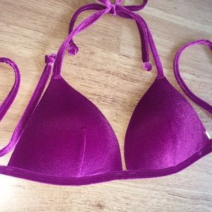 ✨VS Velvet Bikini Top✨
